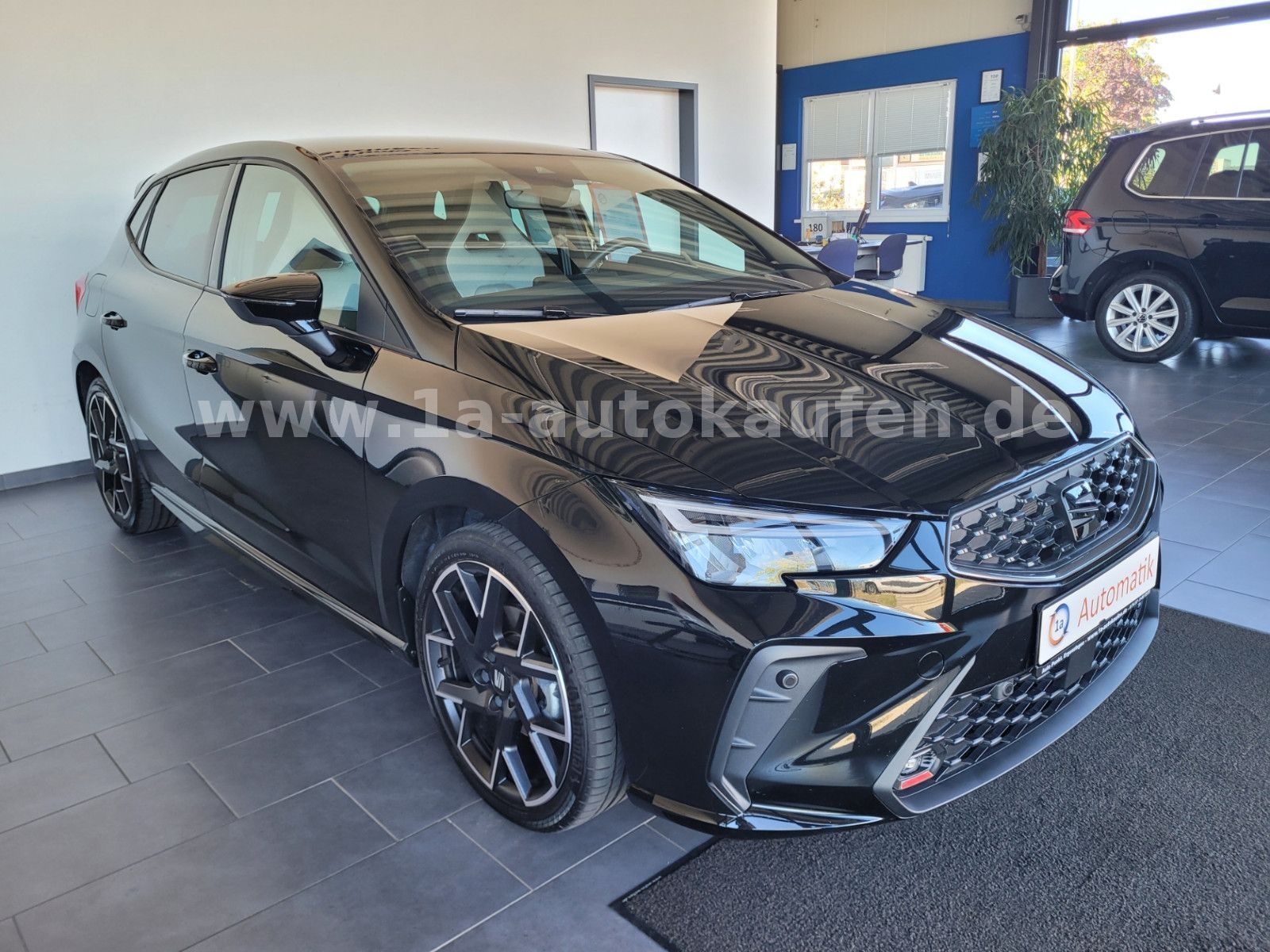 Seat Ibiza 1.5 TSI 150PS FR Black Edition DSG m. Kame imagem 3