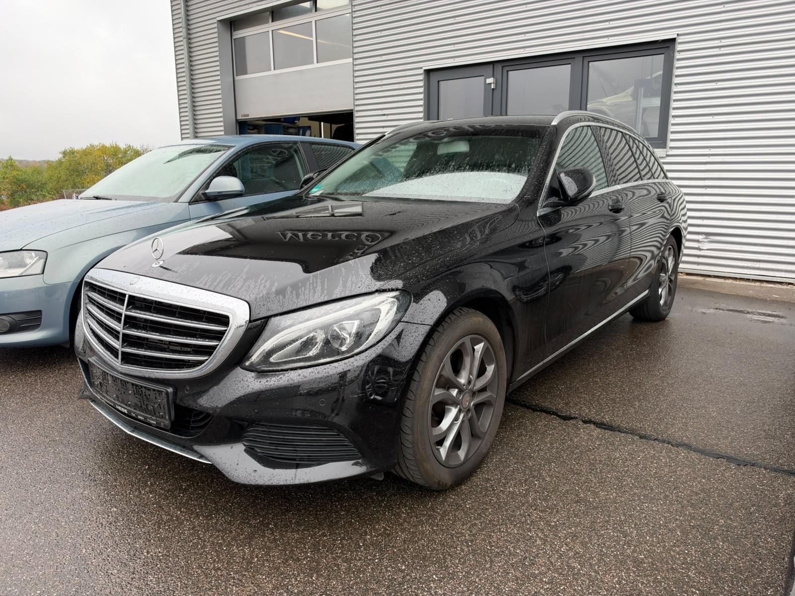Mercedes-Benz C 180 CGI*Automatik*LED*NAVI*SHZ