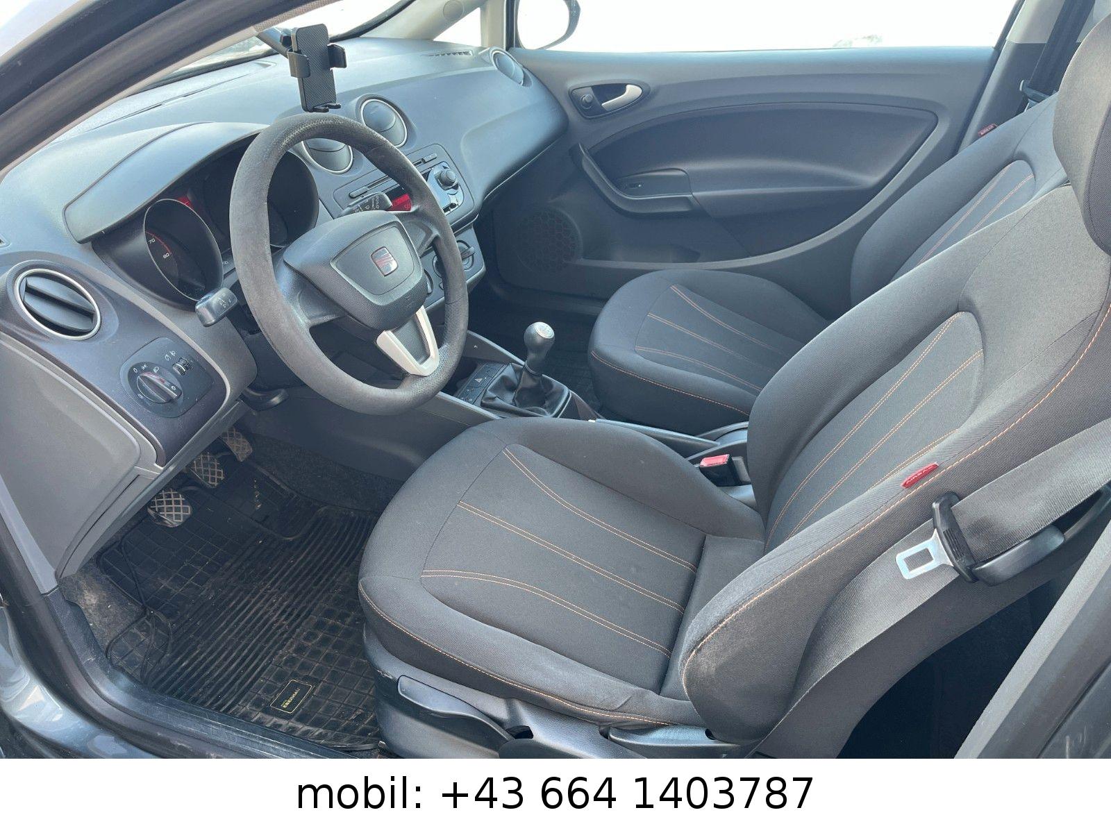 Seat Ibiza 2012 — interior