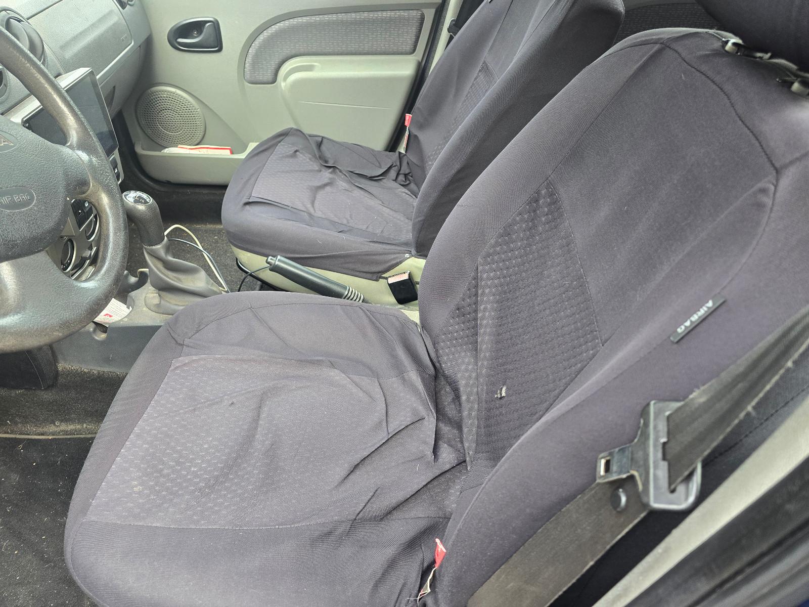 Dacia Logan 2007 — photo 8