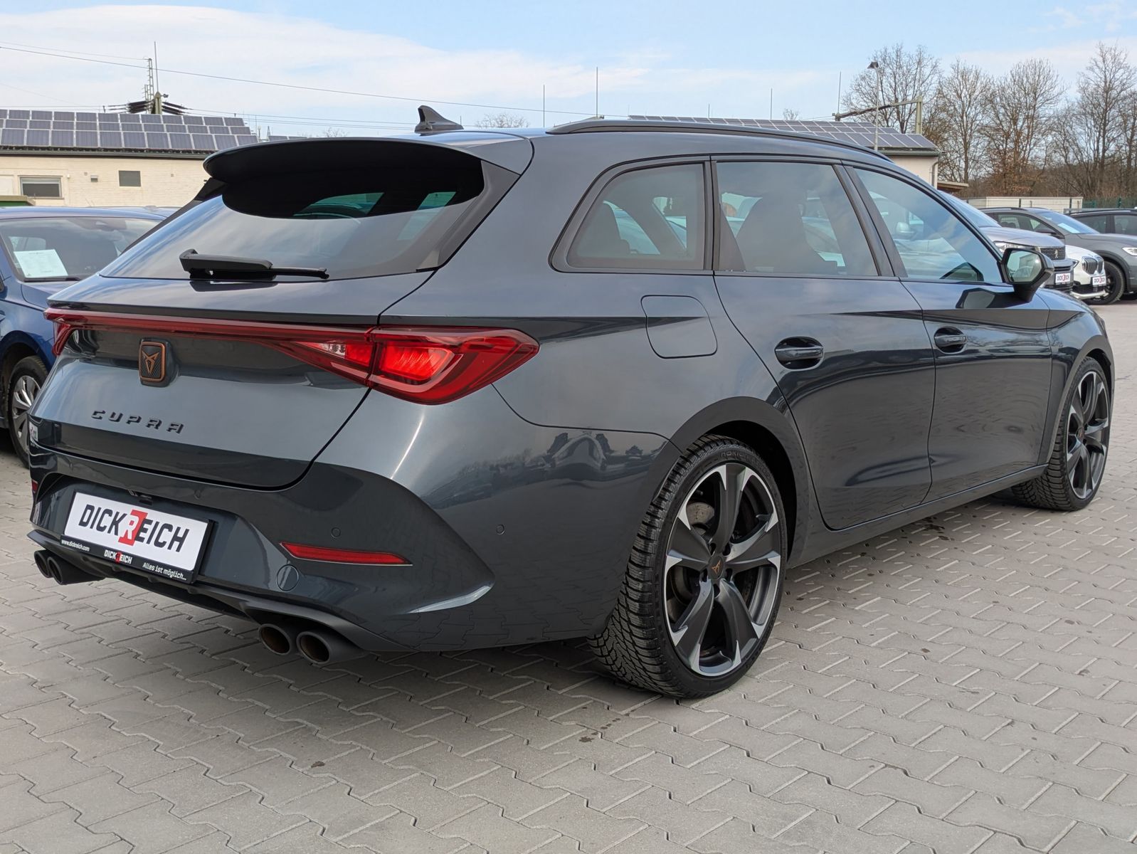 Fahrzeugabbildung CUPRA Leon VZ 2.0TSI 4Drive ACC*PANO*MATRIX*DCC*LM19"