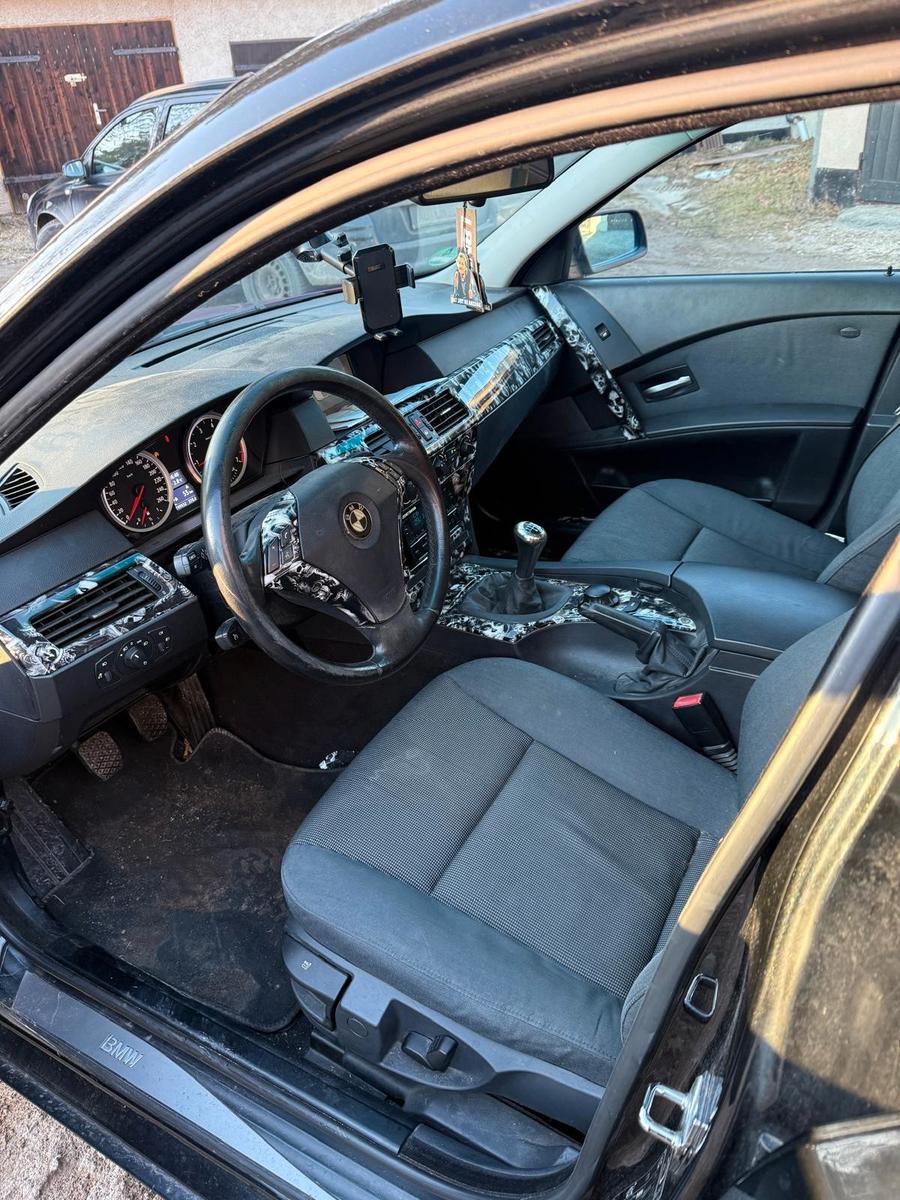 BMW 530i -