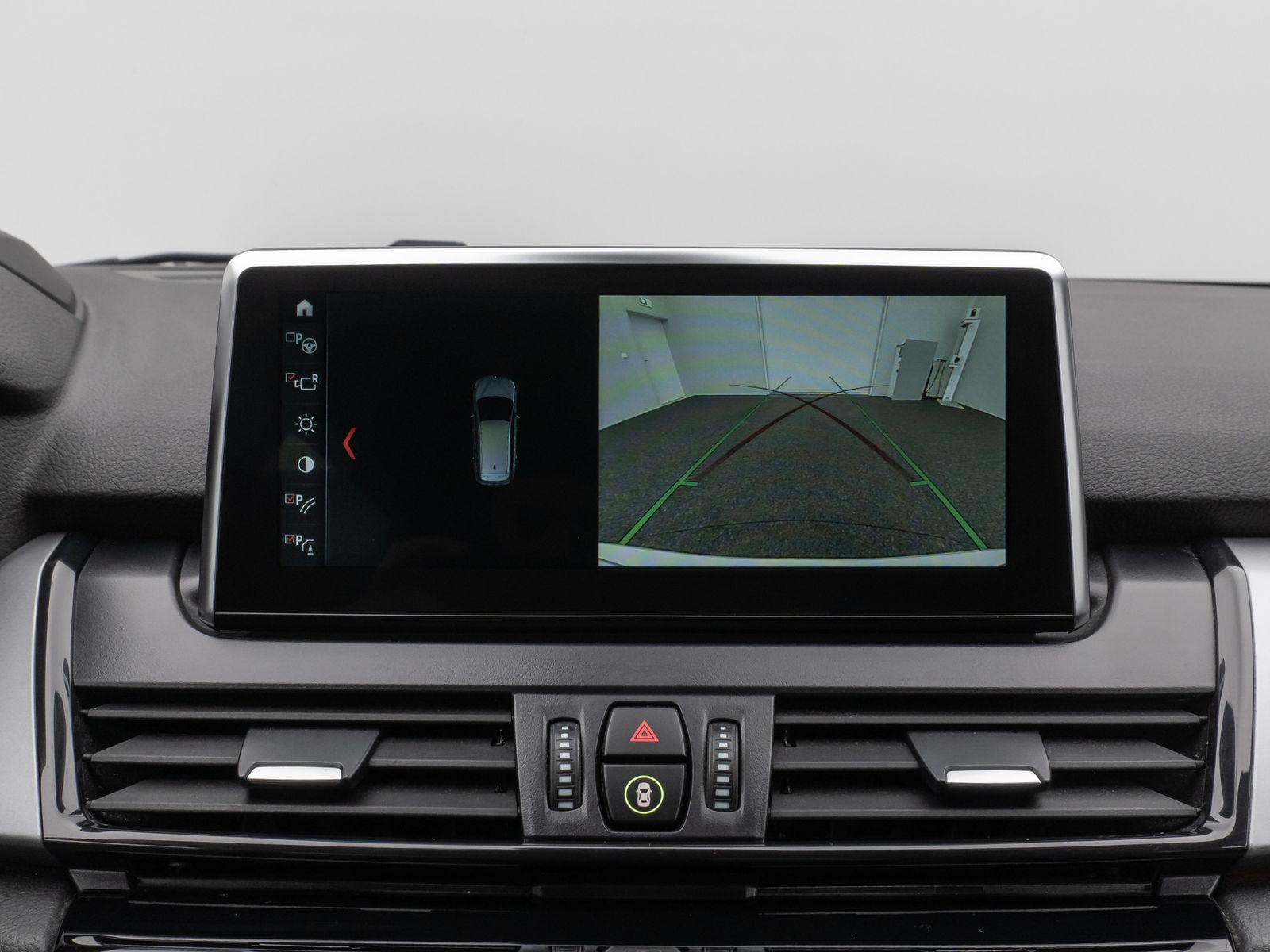 Fahrzeugabbildung BMW 220d Gran Tourer Advantage Kamera HUD Komfort