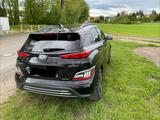 Hyundai KONA Elektro ELEKTRO 100kW - Garantie Scheckheft - schwarze Hyundai KONA Elektro