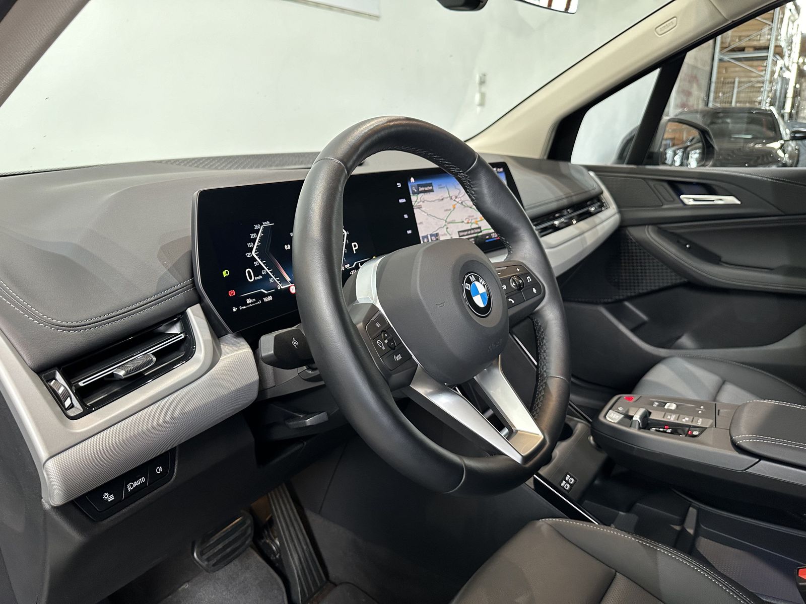 Fahrzeugabbildung BMW 218i AHK Apple CarPlay Adaptiver LED-Scheinwerfe