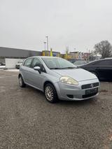 Fiat Punto 1.4  mit neu Tüv - gebrauchte Fiat Punto aus dem Jahr 2008