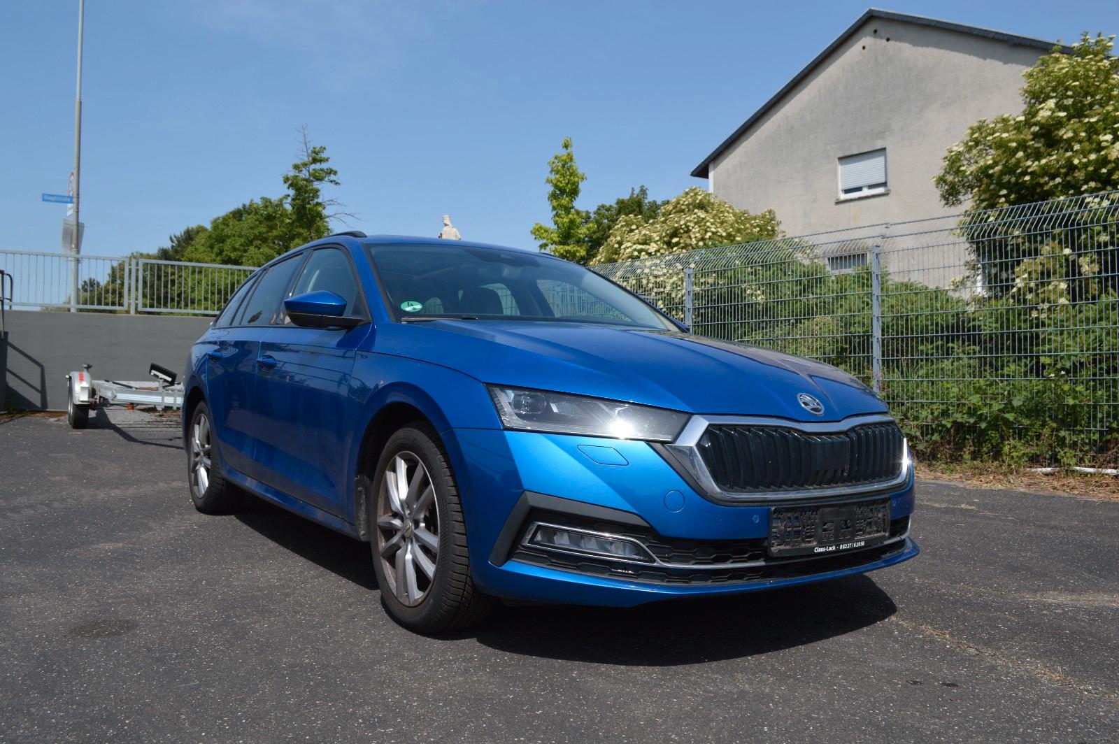 Skoda Octavia Combi First Edition