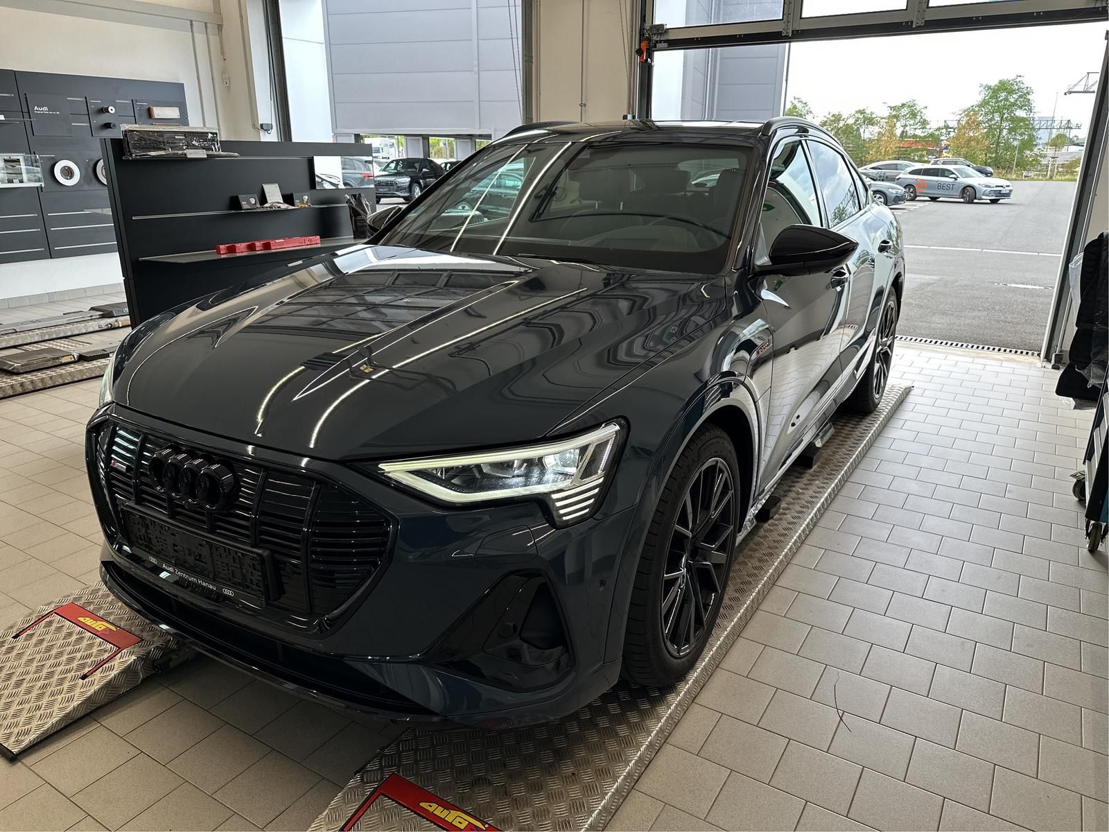 Audi e-tron Sportback 55 S line ACC HuD PANO MASSAGE