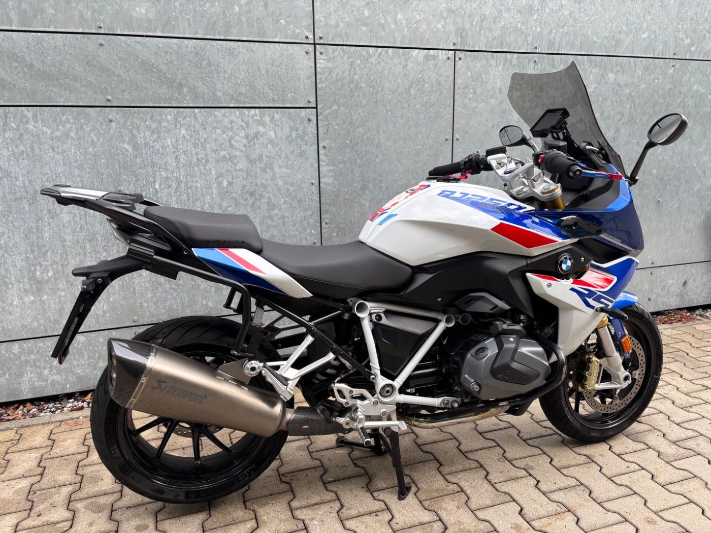 Fahrzeugabbildung BMW R 1250 RS Sport 3 Pakete Akrapovic Lenkererhöhun
