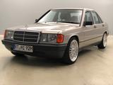 Mercedes-Benz 190 E *H-Kennzeichen*Wenig Kilometer - Mercedes-Benz 190 aus 1985: 190e