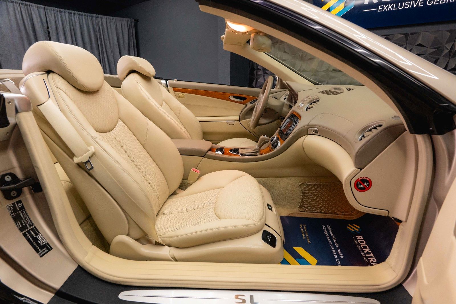 Fahrzeugabbildung Mercedes-Benz SL 500 V8 AMG *Unfallfrei*TÜV NEU*Scheckheft*ABC