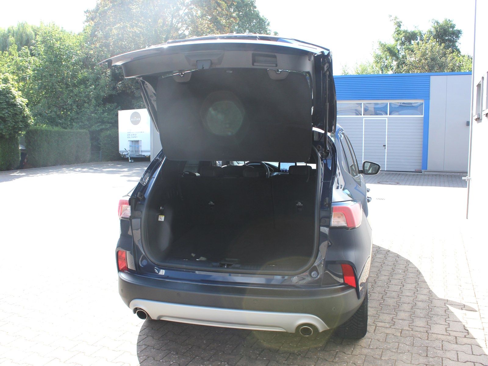 Fahrzeugabbildung Ford Kuga Plug-In Hybrid Titanium 2,5 Duratec