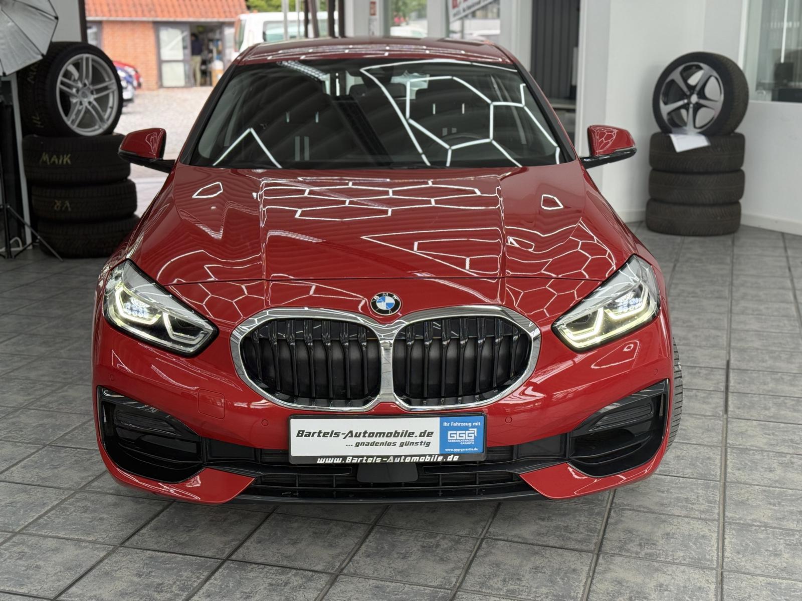 BMW 1 Series i Sport Line, 1 Hand, AHK, Kamera, Leder, миниатюра 2