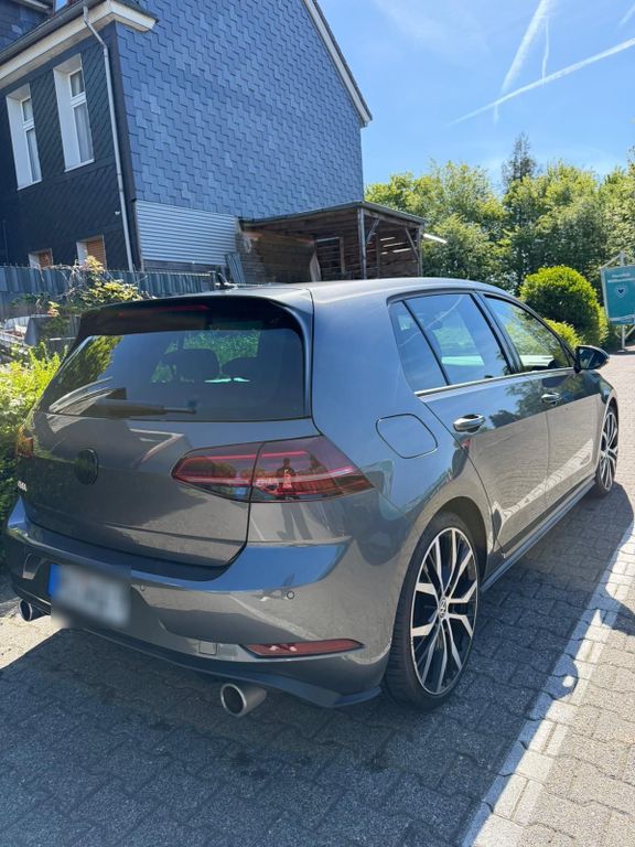 Image of Volkswagen Golf