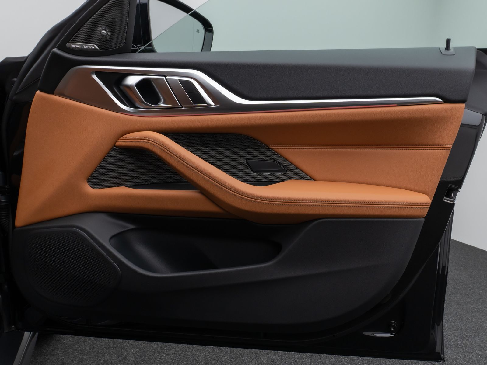 Fahrzeugabbildung BMW i4 eD40 GranCoupé Glasdach Laser 360°AHK Komfort