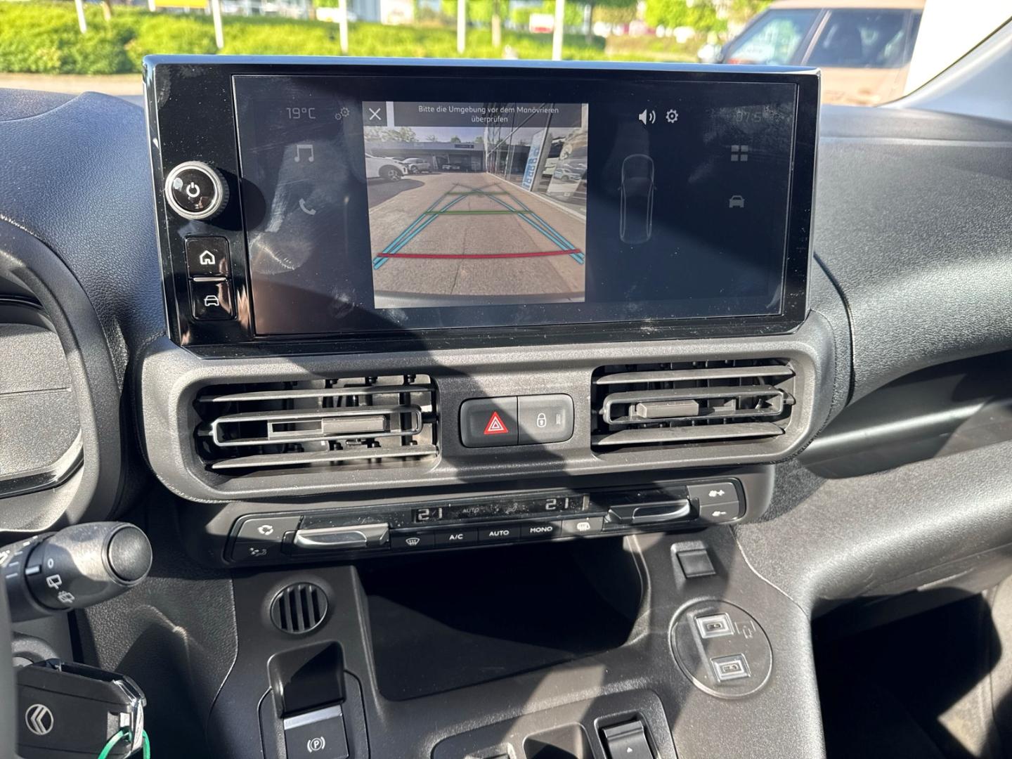 Citroën Berlingo L1+ Elektro Ganzjahresreifen Apple CarP