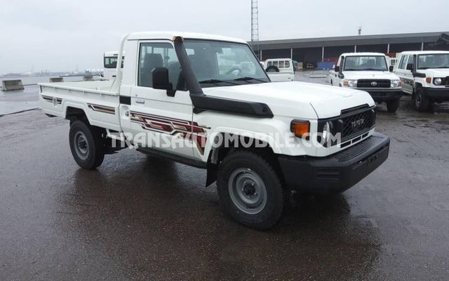 Toyota Land cruiser 79   HZJ 79 SINGLE CAB-EXPORT OUT E