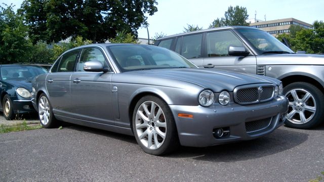 Jaguar XJ 2,7 Diesel V6 Executive 9500Netto Scheckheft