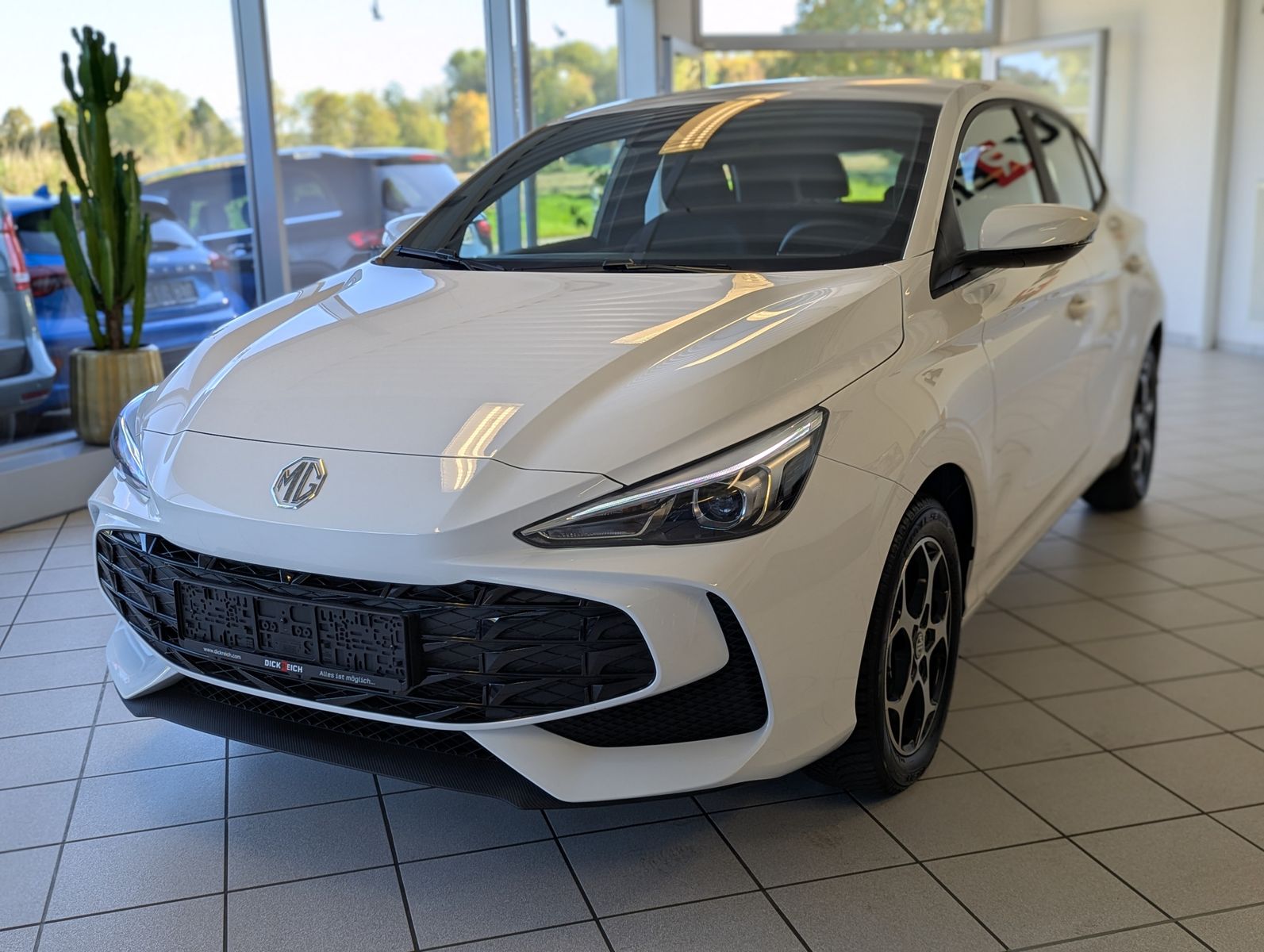 MG3 1.5 Hybrid+ Comfort Kamera Navi ACC 16" imagem 3
