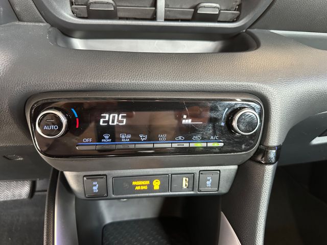 Toyota Yaris Hybrid Team Deutschland
