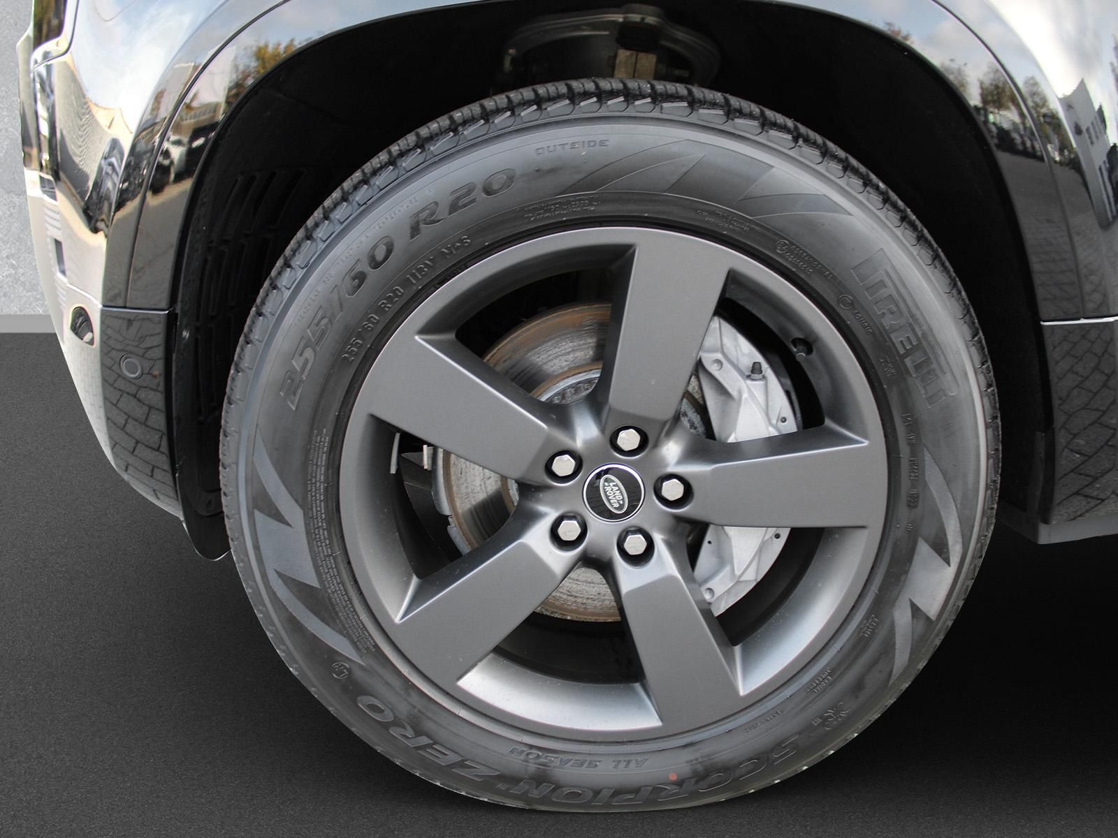 Fahrzeugabbildung Land Rover Land Rover Defender 110 D300 X-Dynamic HSE