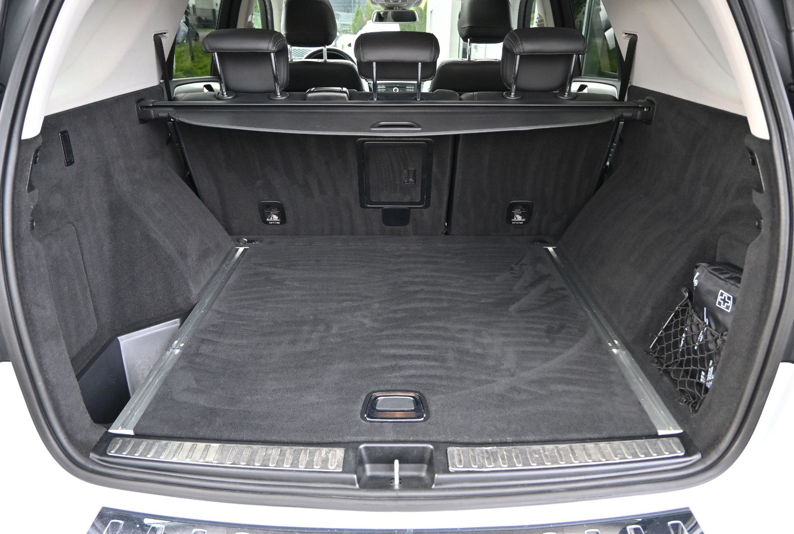 Fahrzeugabbildung Mercedes-Benz GLE 350 d 4MAT. AMG LINE °NIGHT°AHK°ILS°360°SHD°