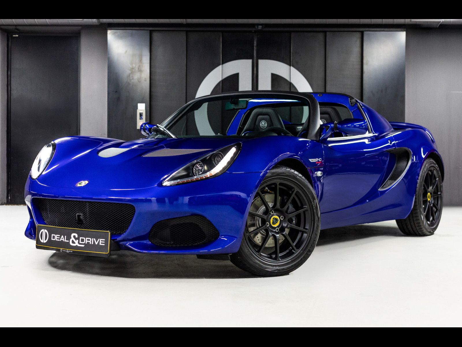 LOTUS Elise