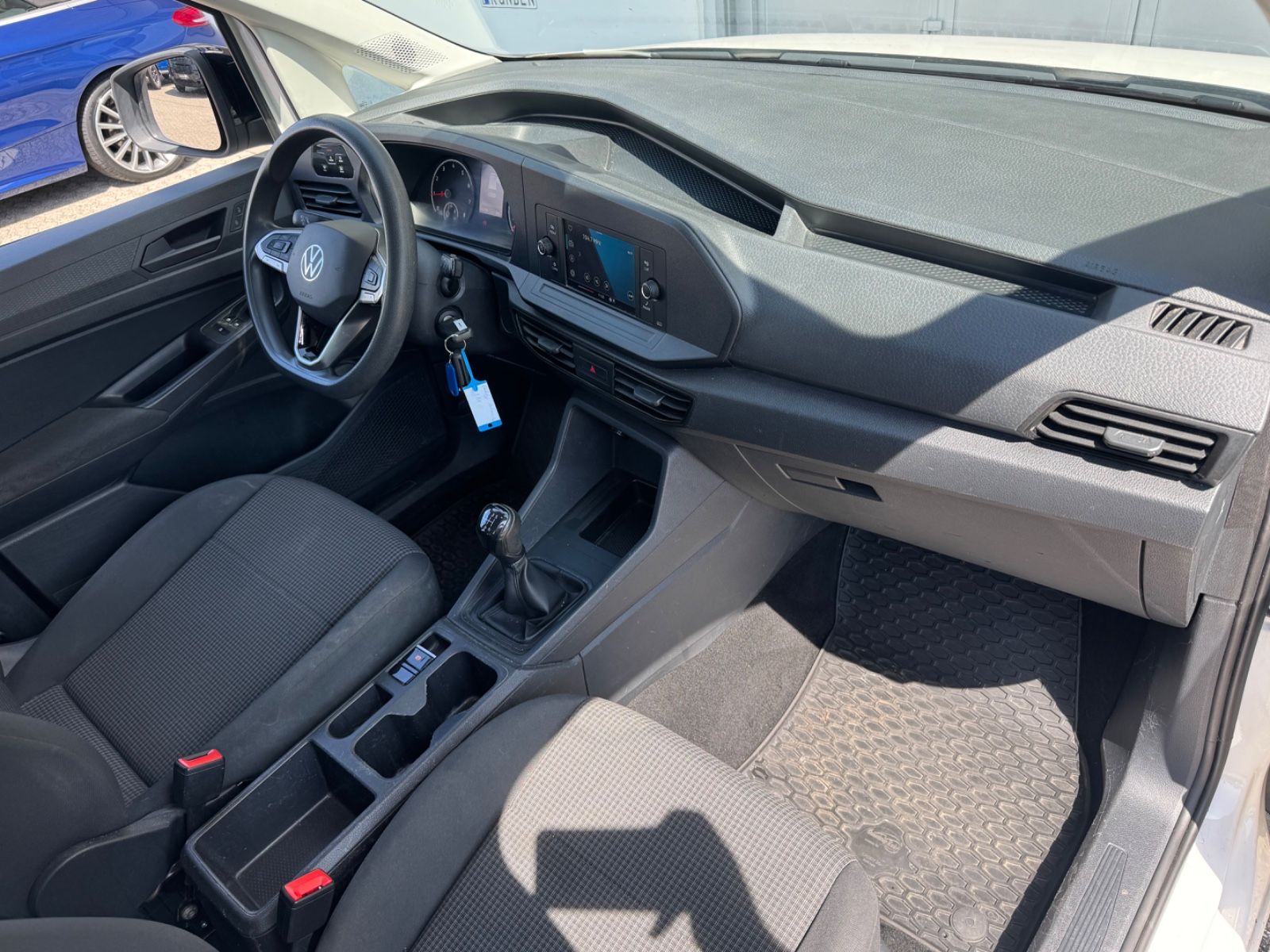 Fahrzeugabbildung Volkswagen Caddy BLUETOOTH/AUTO-HOLD/ACC/TEMPOMAT/