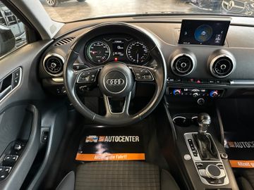MYAUTOCENTER – Gebraucht- und Jahreswagen mit Werkstattservice in Pfaffenhofen Audi A3 Sportback *NAV*TEMPO*SitzHZ*2-ZONEN*PDC*