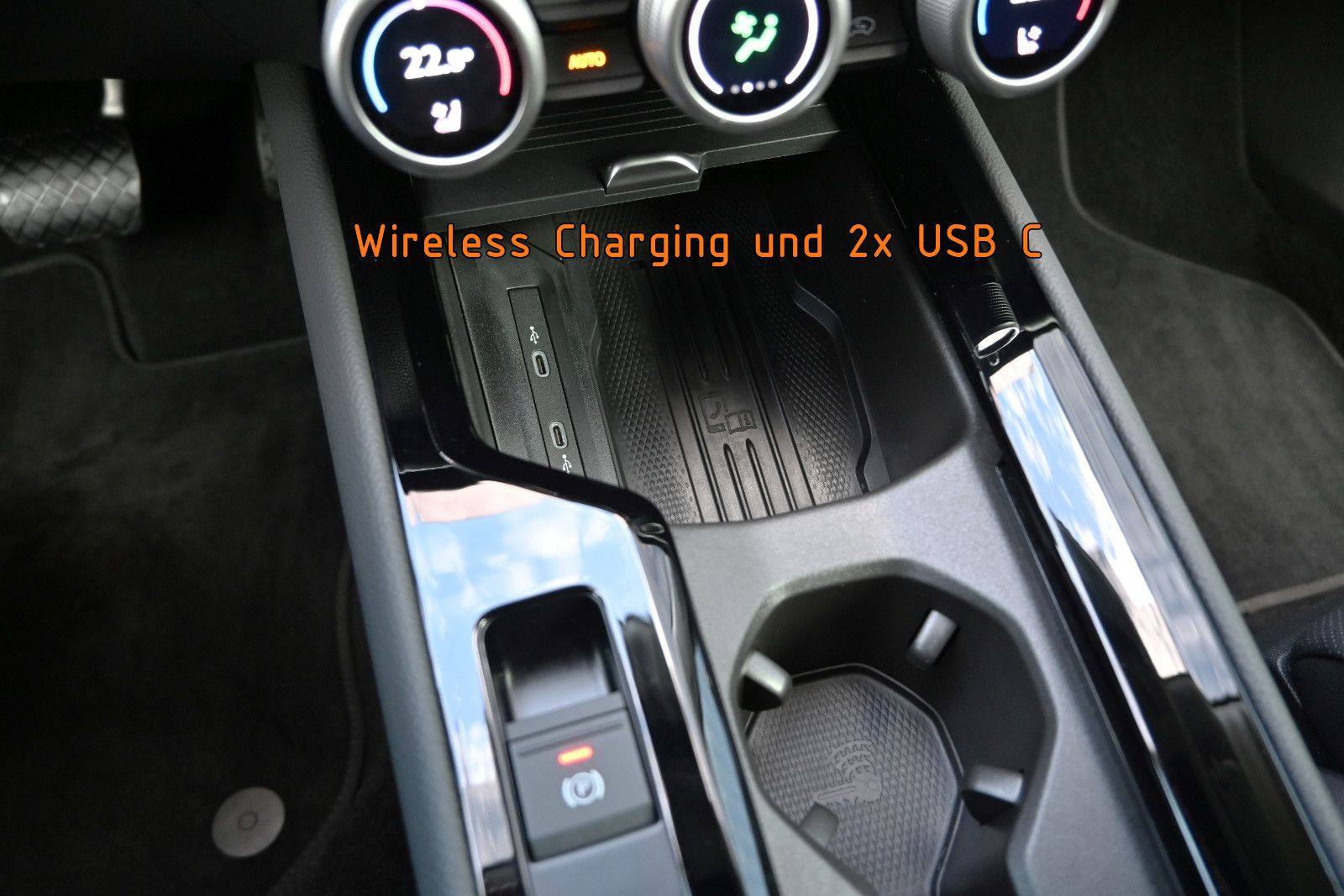 Fahrzeugabbildung SKODA Superb 2.0 TDI L&K Combi °ACC°AHK°HUD°STHZG°360°