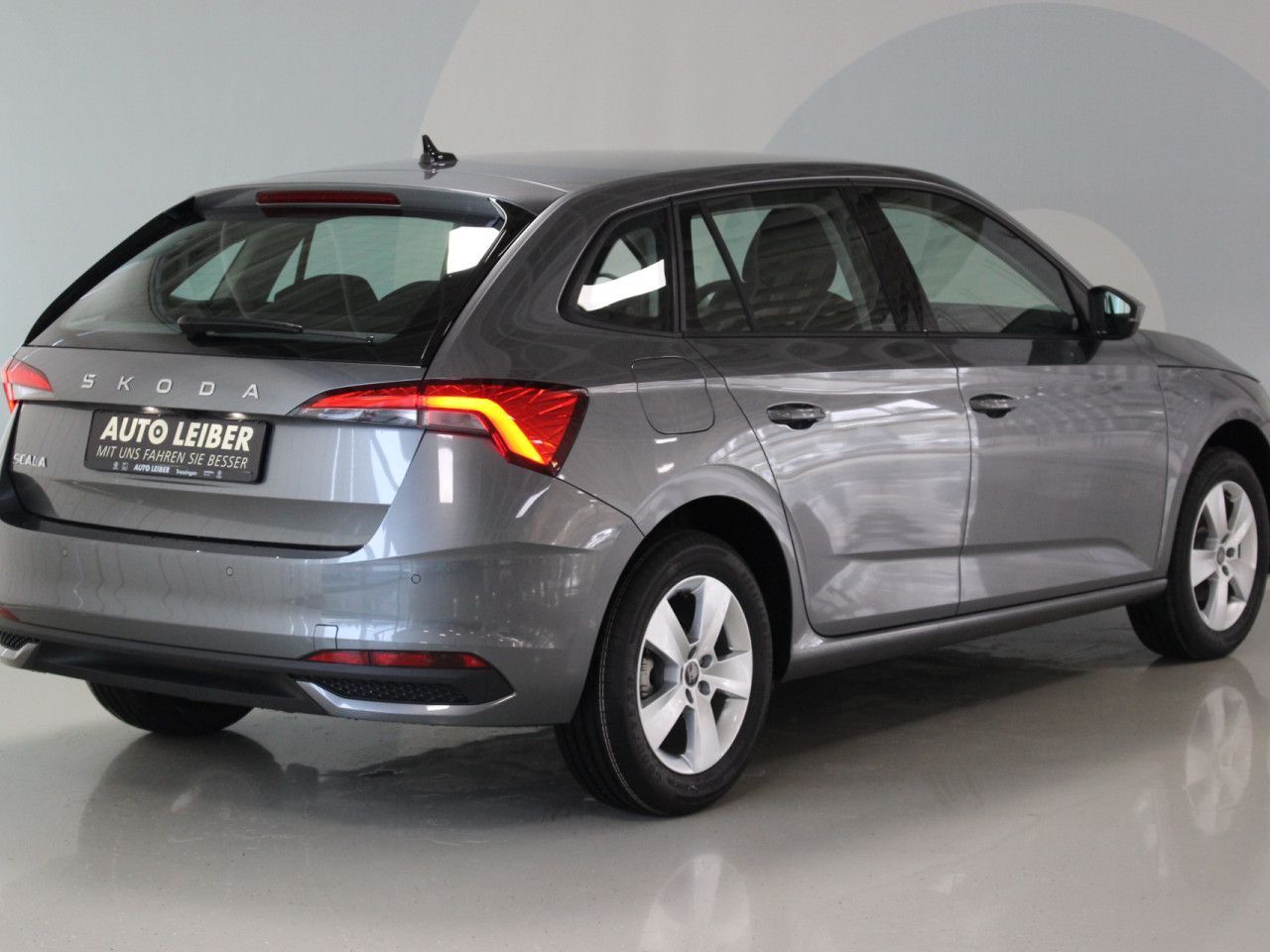 Fahrzeugabbildung SKODA Scala 1.0 TSI Selection Keyless/CAM/SHZ/LANE