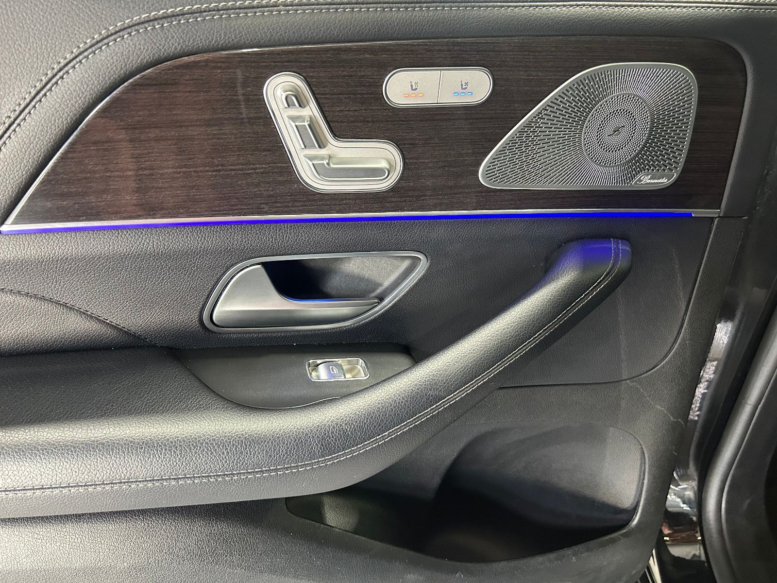 Fahrzeugabbildung Mercedes-Benz GLS 400 d 4Matic/AMG/360°/7-SITZ/HEAD-UP/APPLE/
