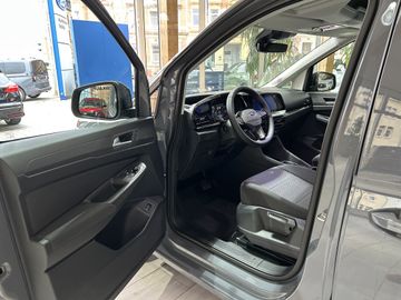 Ford Grand Tourneo Connect PHEV Titanium