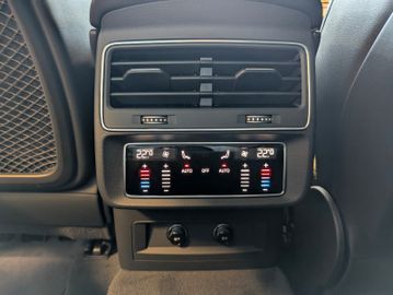 Audi Q7 50 TDI quattro S line