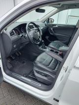 Volkswagen Tiguan Allspace 1.5 TSI ACT OPF Comfortline ... - weiße Volkswagen Tiguan Allspace