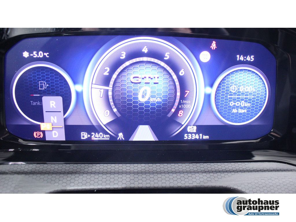 Volkswagen Golf VIII 2.0 TSI GTI DSG PDC NAVI HUD LED PANO foto 10