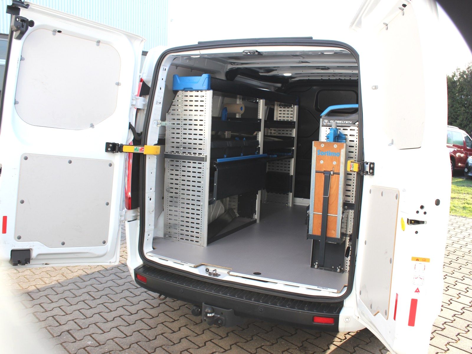 Fahrzeugabbildung Ford Transit Custom 340 L1 Trend Service-Line