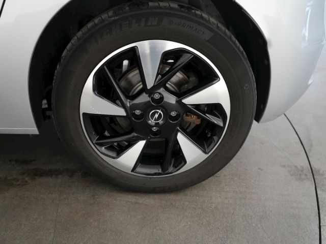 Corsa-e F ELEGANCE 50kWH AT+LED LICHT+RÜCKFAHRKA