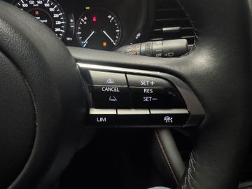 Mazda 3 Lim. 5-trg. Nagisa LED Navi Kamera SH