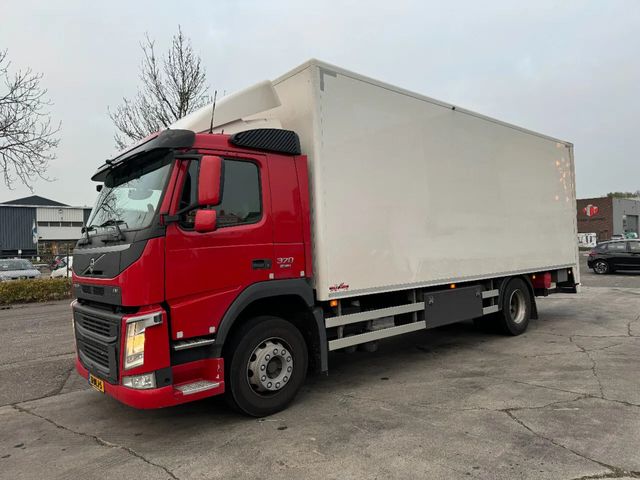 Volvo FM 370 4X2 EURO 6 DHOLLANDIA LIFT