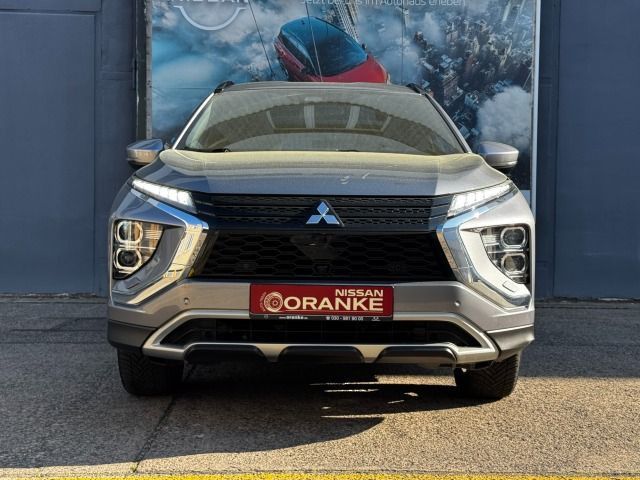 Fahrzeugabbildung Mitsubishi Eclipse Cross 2.4 MIVEC PLUS Navi*1.Hand