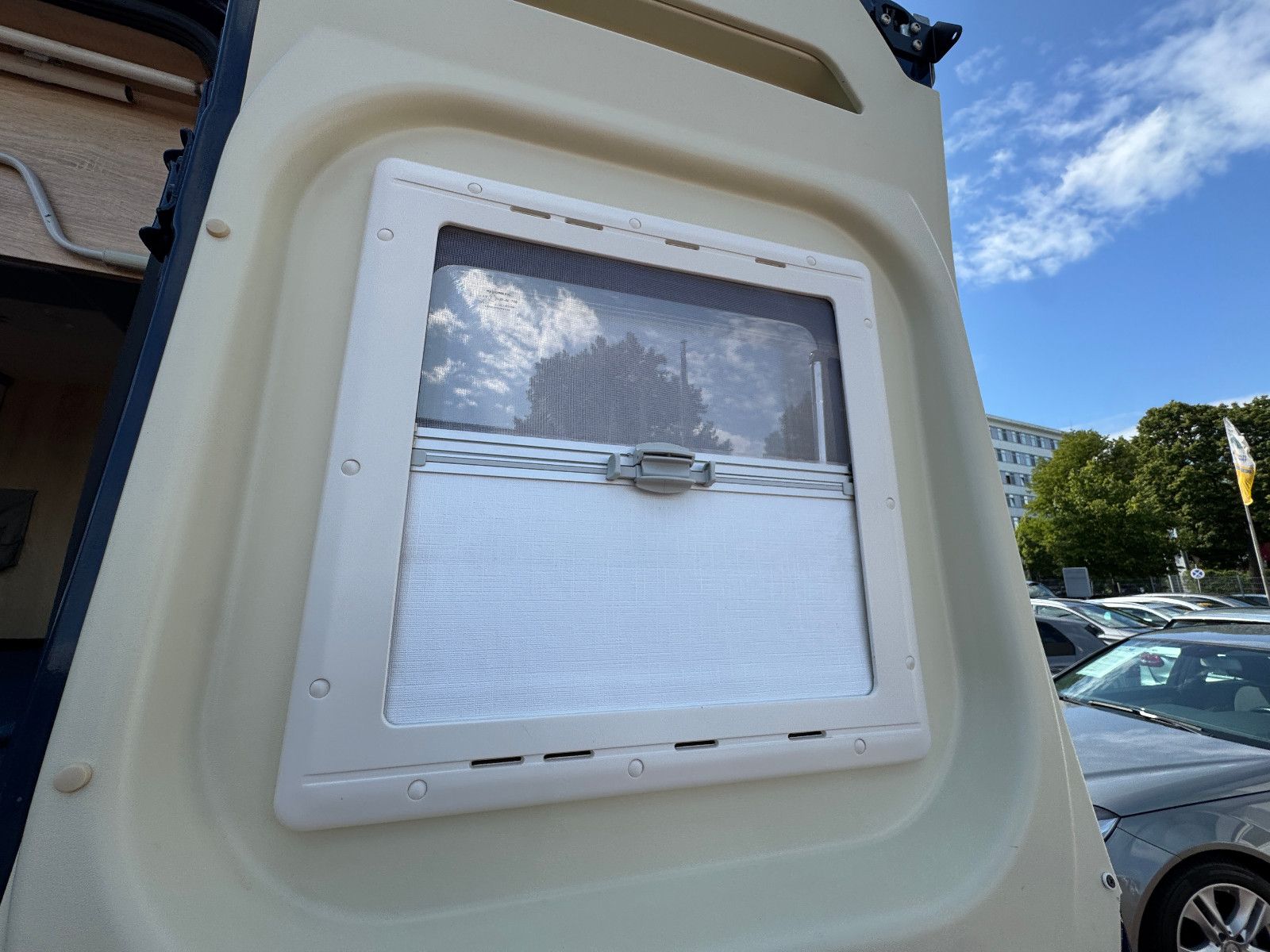 Vehicle image Pössl RUNNER 636 INDIVIDUAL ROOM CLIMATE AHK