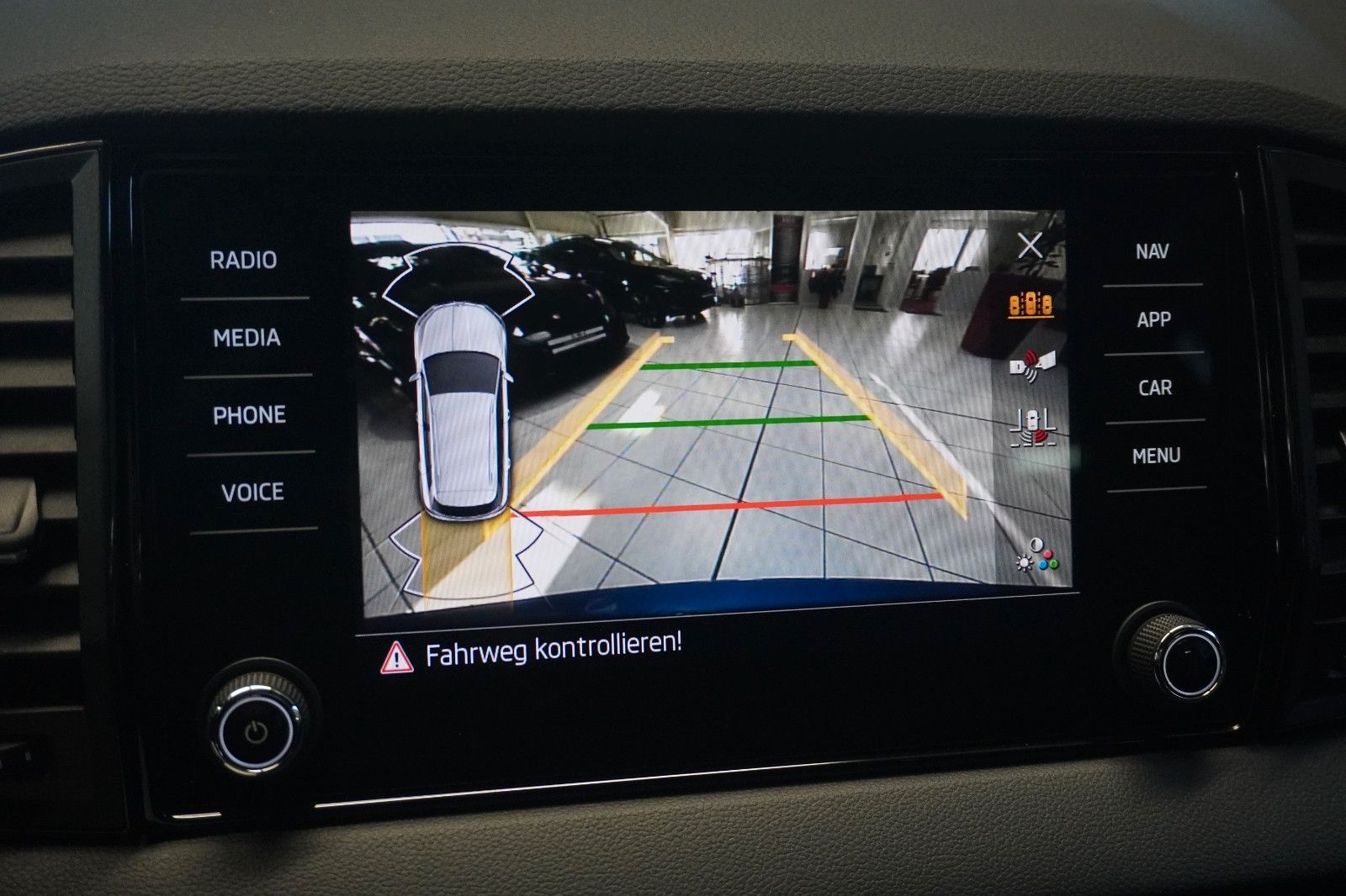 Skoda Karoq - Bild 11