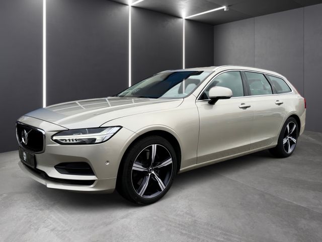 Volvo V90 Kombi Momentum AWD LED AWD Standh. Kamera