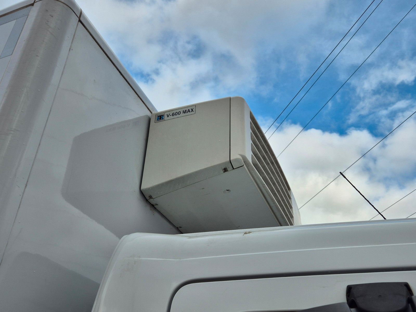 Fahrzeugabbildung Mercedes-Benz Atego 818 L 4x2 LBW ThermoKing V-600