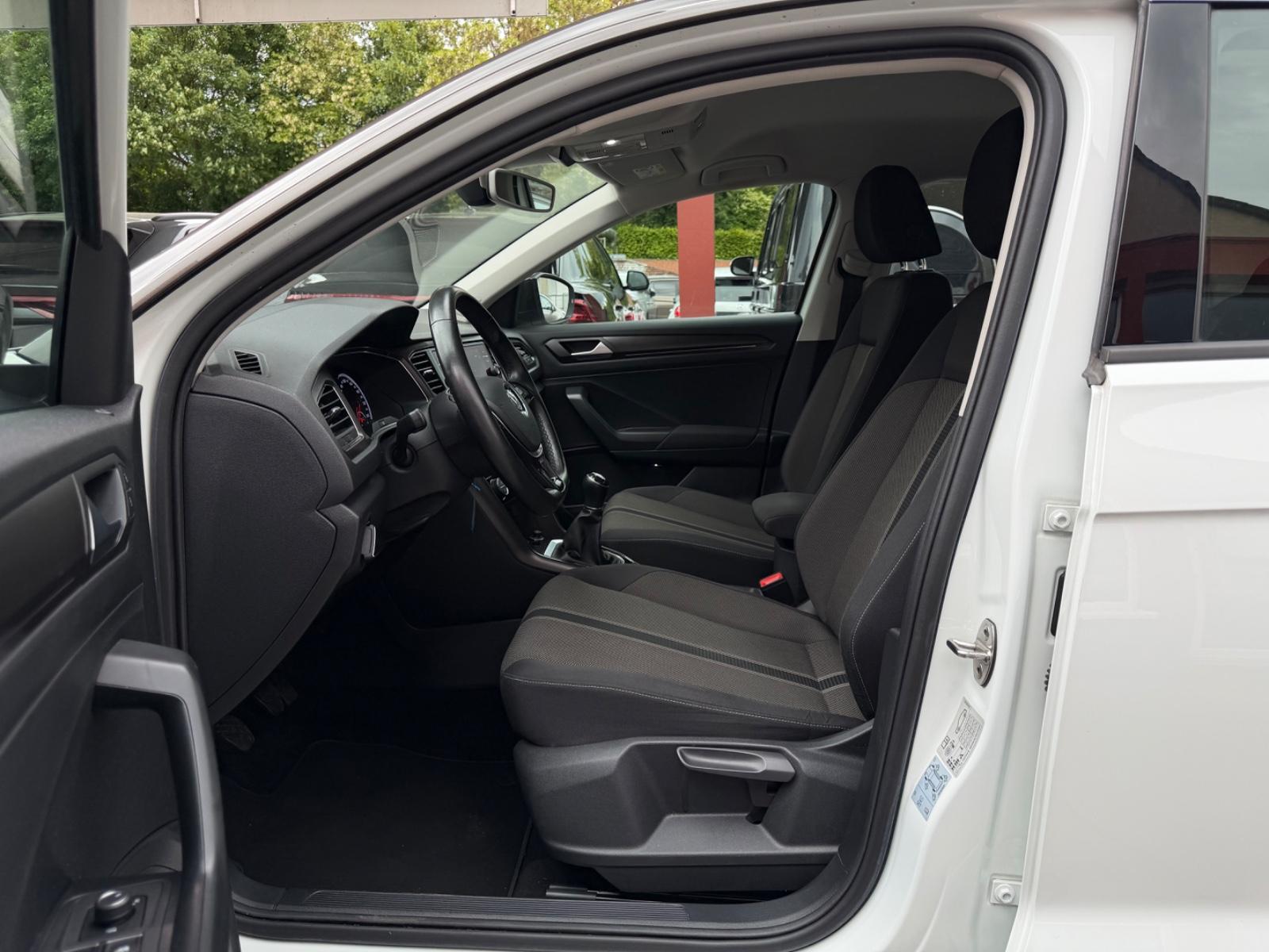 Volkswagen T-Roc Style*R-KAM*AHK*APPLE-CAR*ALU