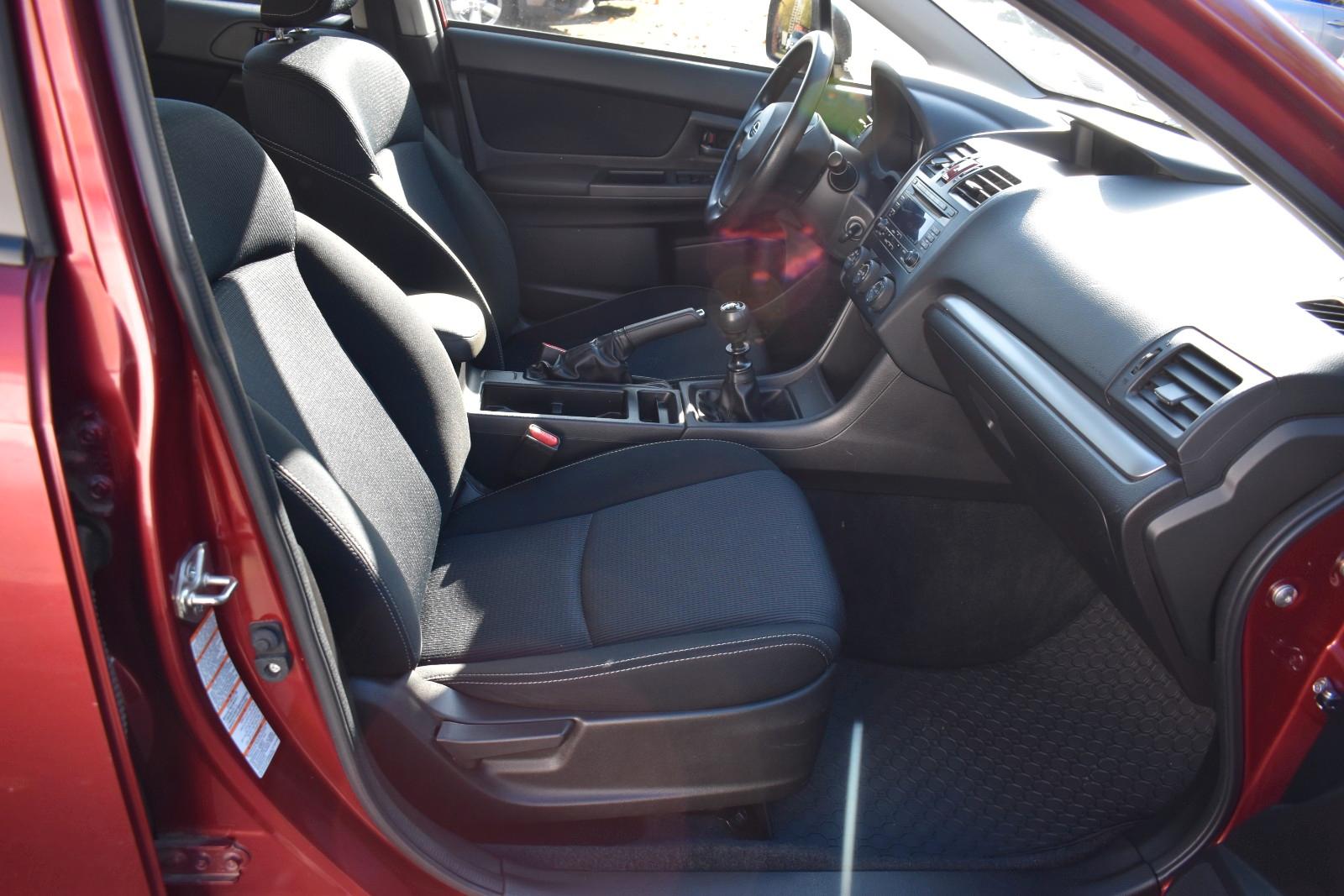 Subaru XV 2013 — photo 14