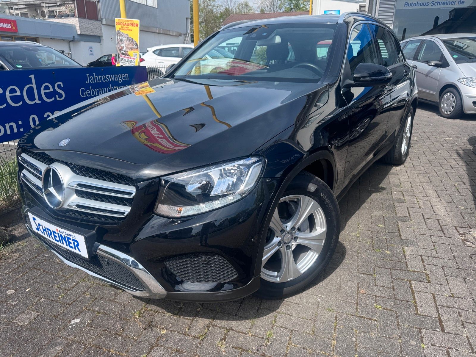 MERCEDES-BENZ GLC 220 d 4Matic*Exclusive*Kamera*Navi*