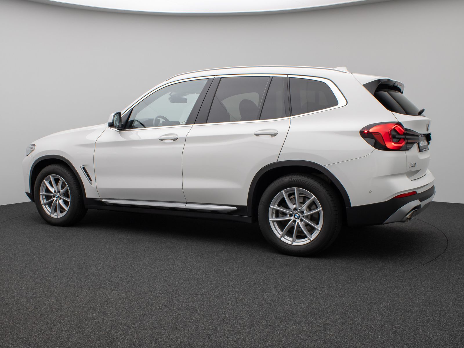 Fahrzeugabbildung BMW X3 xD20d Kamera DAB CockPit+DrivAssis LED Sport