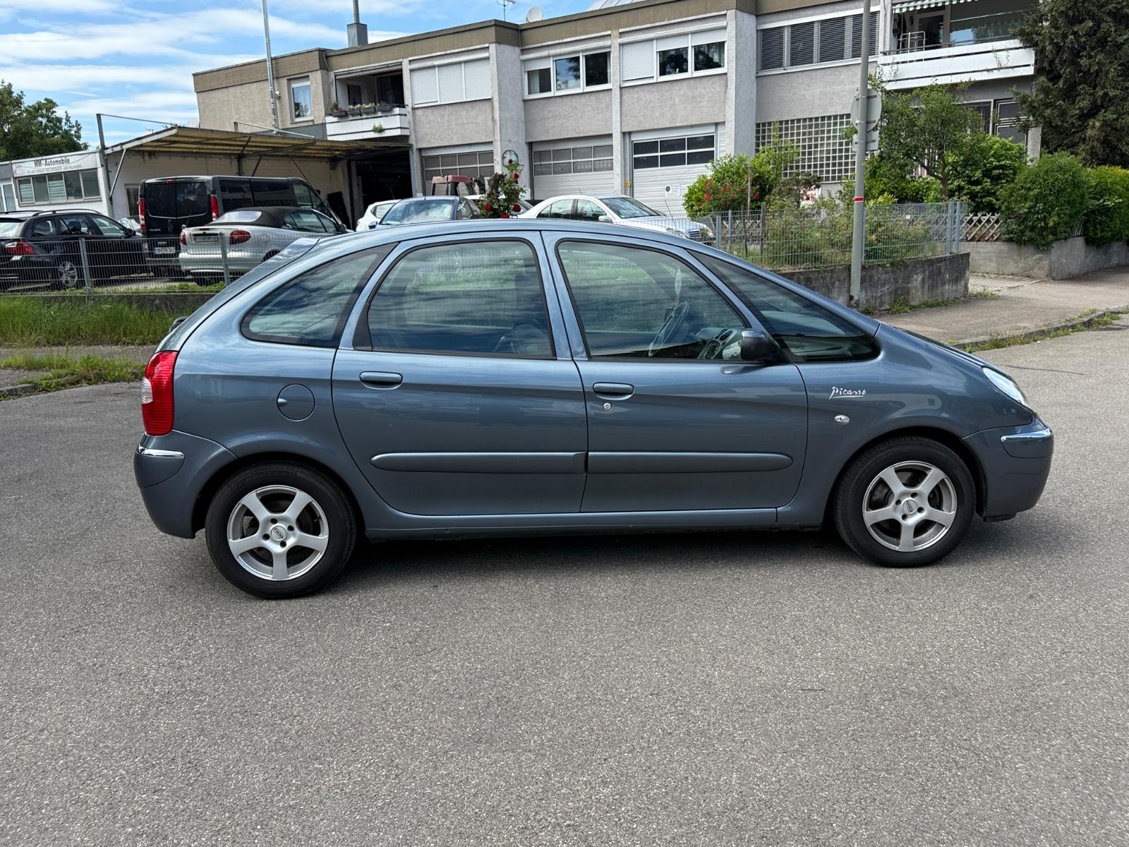 Citroën Xsara Picasso 1.6 16V Confort*KLIMAAUT.*1-HA*AHK